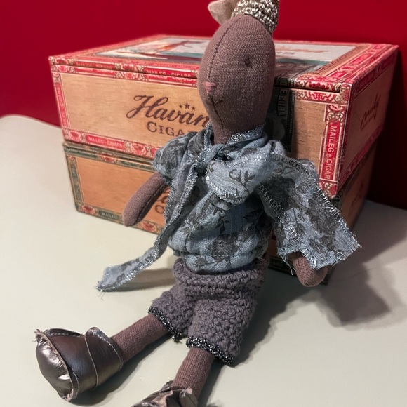 Maileg Prince Rabbit - Picture 2 of 2